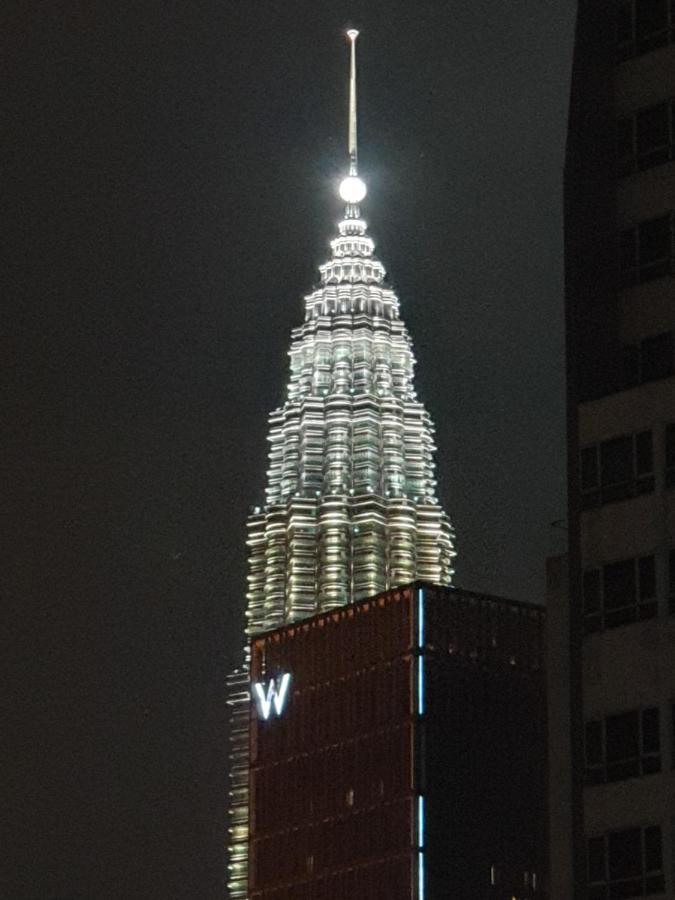 Summer Suite At Kuala Lumpur Klcc By Tengku Homestay Exterior photo